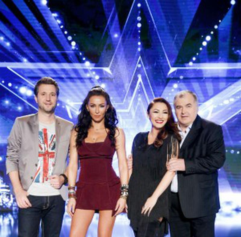 juriul Romanii au talent