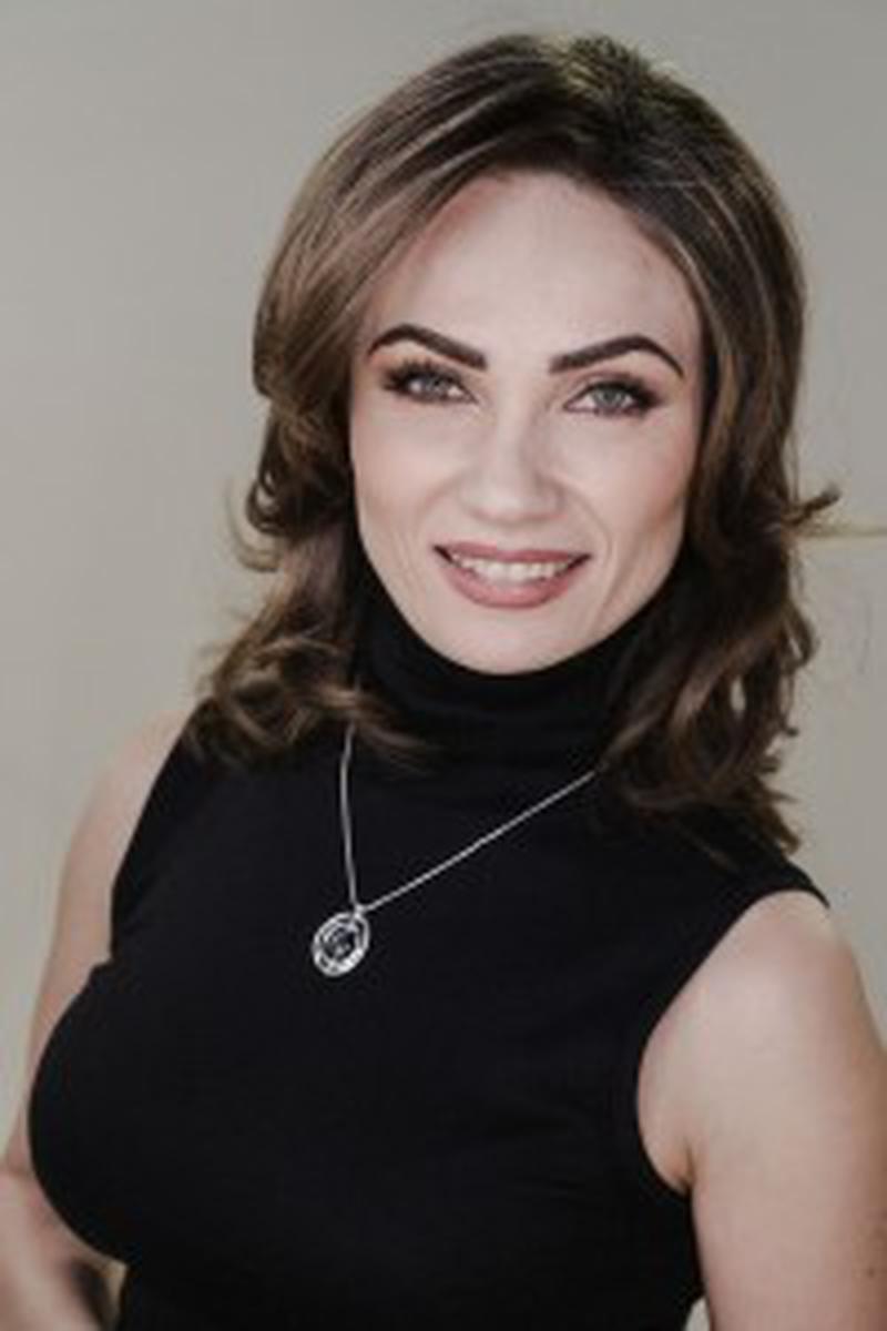 violeta dumitrescu