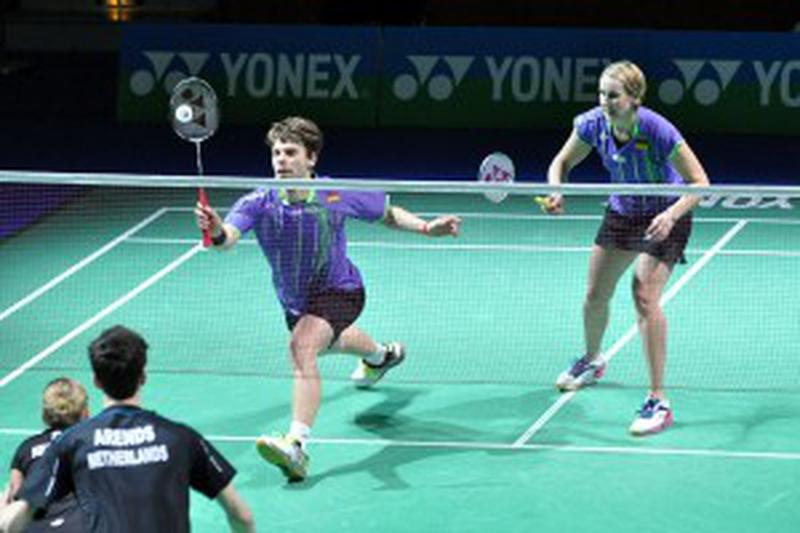 Yonex