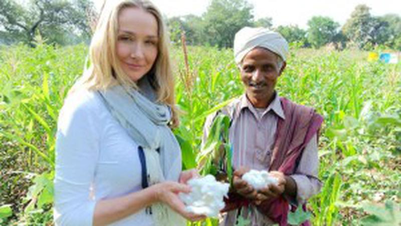 Alexandra Cousteau and organic cotton farmer Shivlal Jadha _ 2015 Mirell