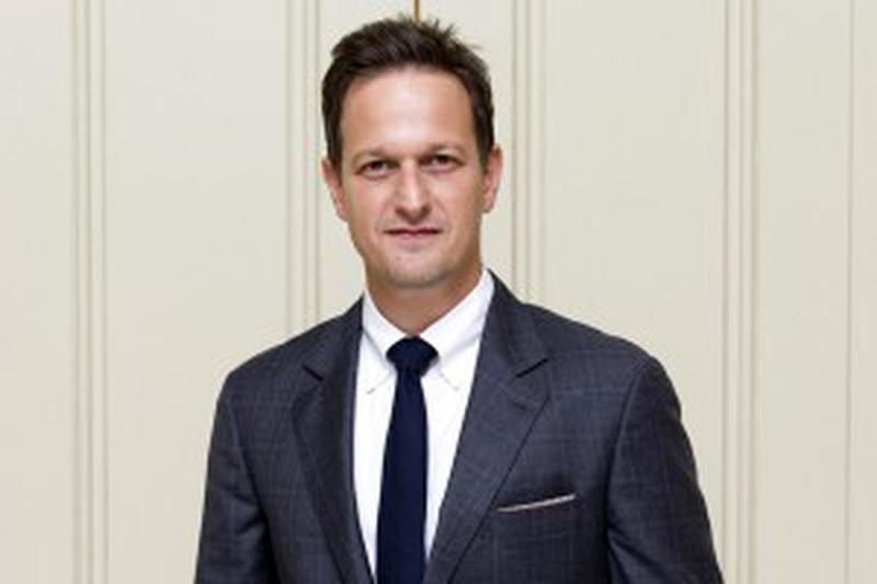 Josh Charles 