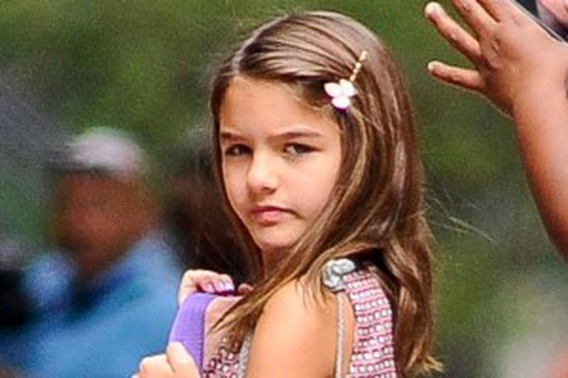 Suri Cruise Steps Out With Friends