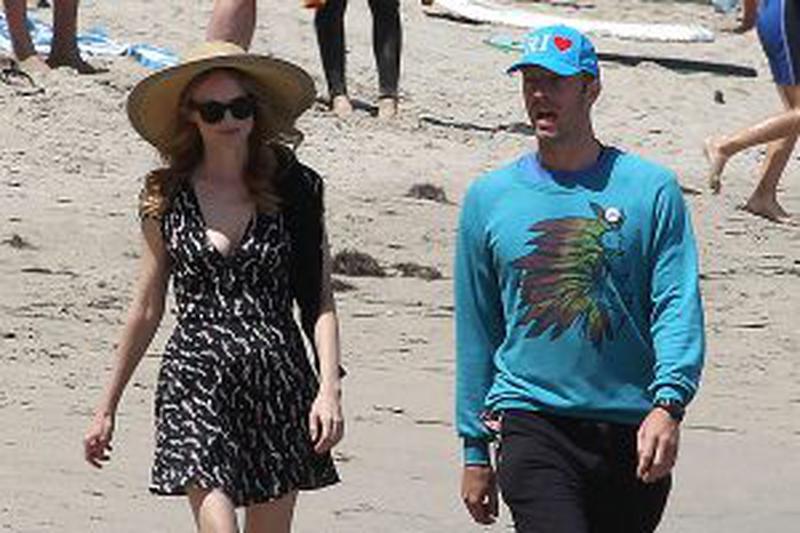 *EXCLUSIVE* Chris Martin and Annabelle Wallis go for a romantic stroll on the beach