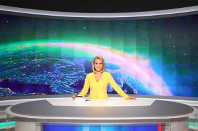 7 - Andreea Esca - Stirile Pro TV