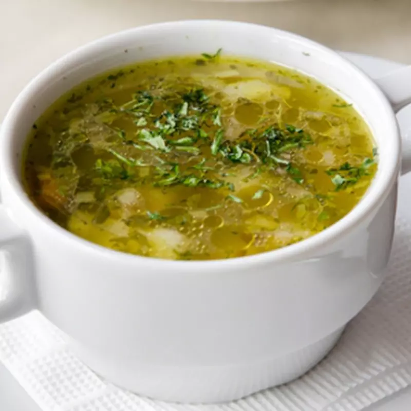 Supă diuretică de țelină și ceapă pentru dieta de slăbit