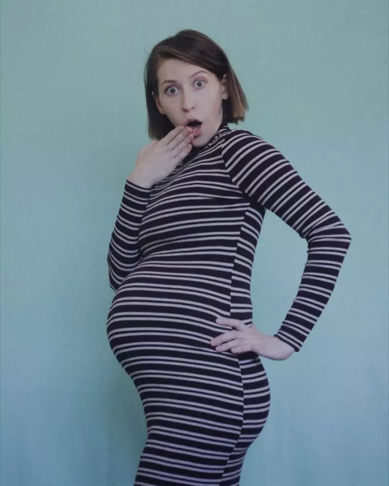 Fericire maximă pentru Eden Sher, Sue Heck din Familia Heck. Actrița așteaptă gemeni! (1)