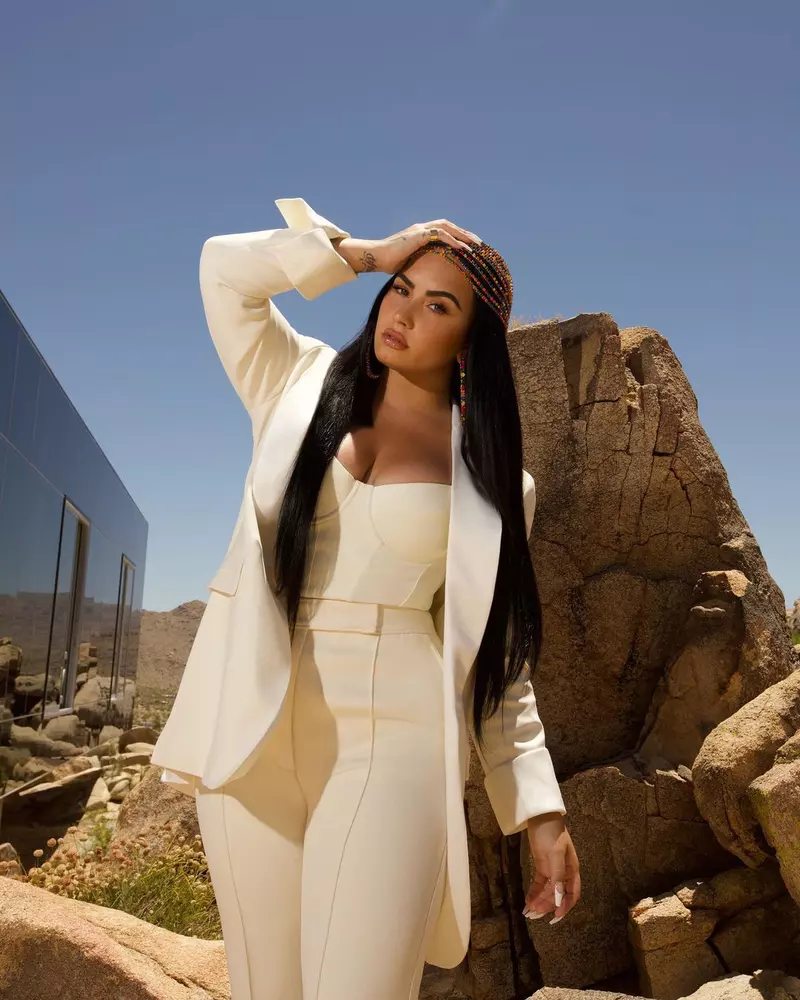 Demi Lovato, mărturisire neașteptată! Artista se declară non-binară