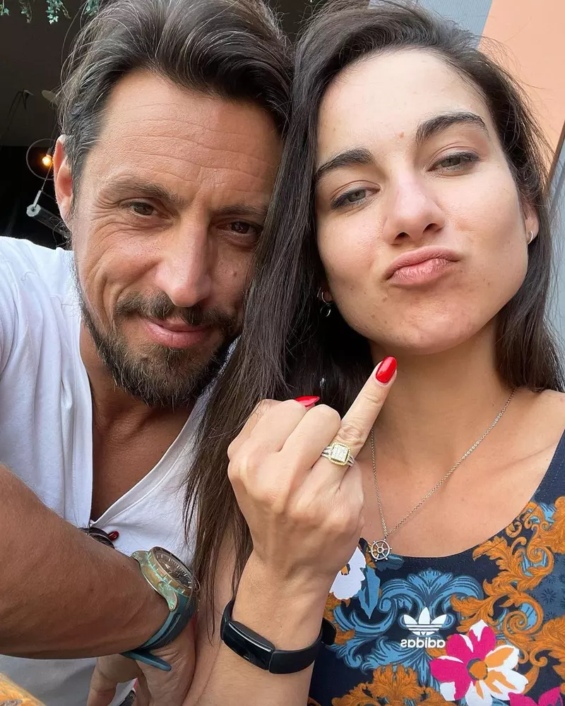 Daniel Pavel și iubita lui, Marina, s-au logodit! (4)