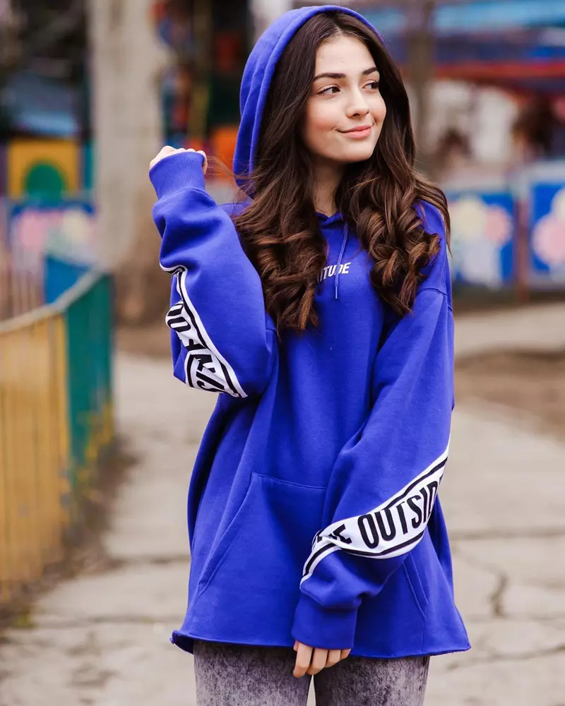 Andreea-Bostanica-6bdf4fc3c0fcaad3b8ddefad6ef0b902