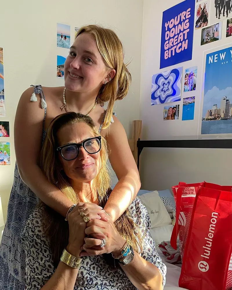 Brooke-Shields-impietrita-de-durere.-De-ce-sufera-actria-1