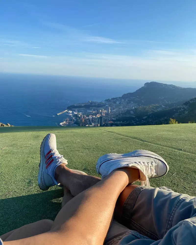 Imaginile surprinzătoare publicată de Mihaela Rădulescu online. Cum s-a pozat cu Felix Baumgartner „Bărbatul meu” (2)