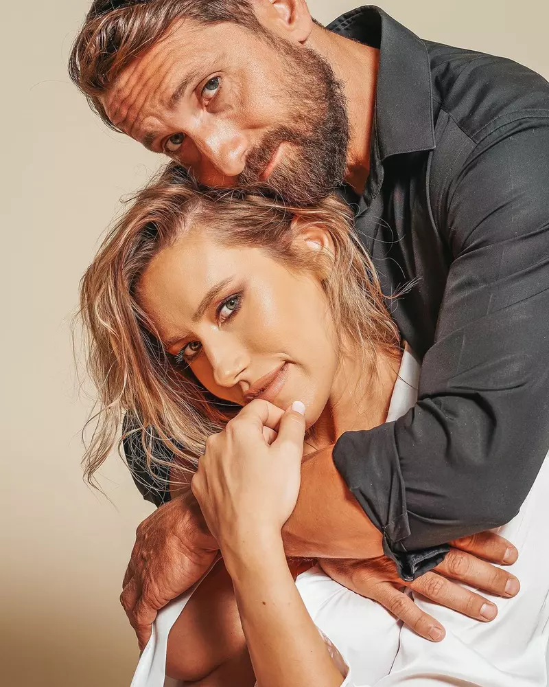 „Mi-a-ajuns-cutitul-la-os.-Marturisirea-lui-Dani-Otil-dupa-ce-el-si-Gabriela-Prisacariu-au-devenit-parinti-2