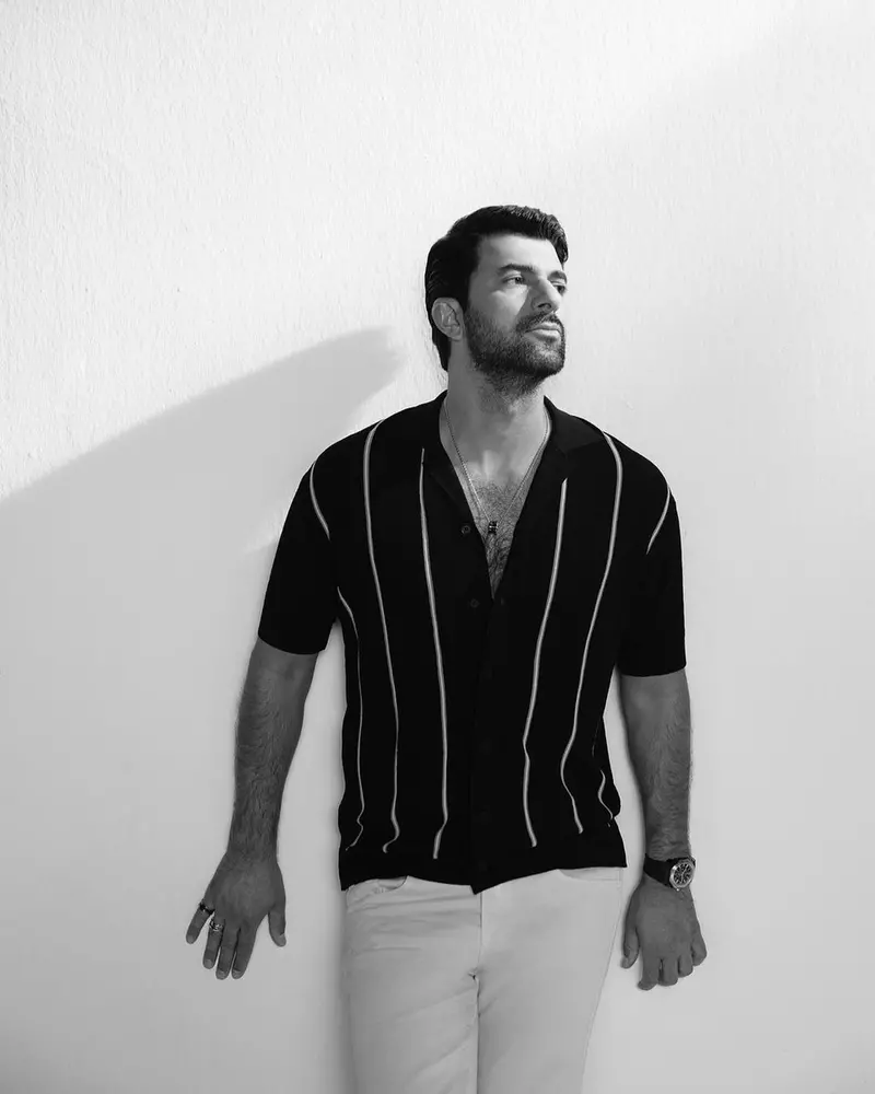 Cine-este-Engin-Akyurek-protagonistul-din-„Fiica-ambasadorului-Kanal-D-3