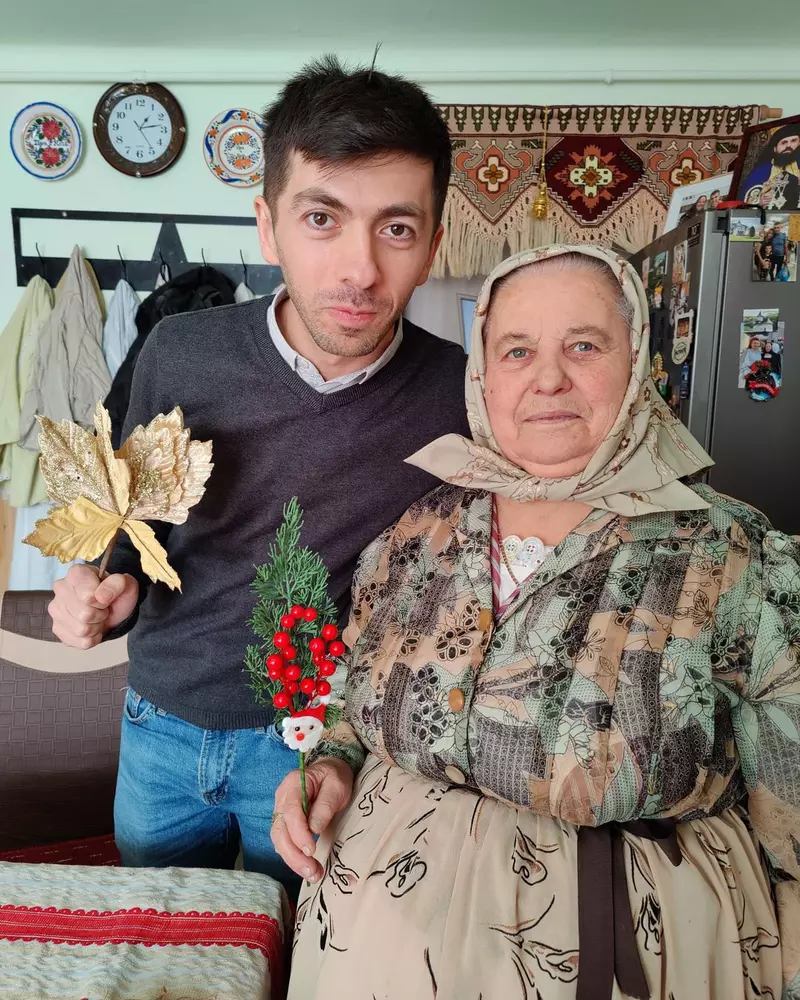 Care-e-povestea-lui-Mircea-Bravo.-Cum-a-cunoscut-o-pe-tanti-Lenuta-si-cand-se-va-lansa-filmul-lui-„Mirciulica-2-1