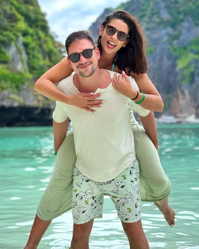 De ce au apelat Oana Moșneagu și Vlad Gherman la un terapeut de cuplu (9)