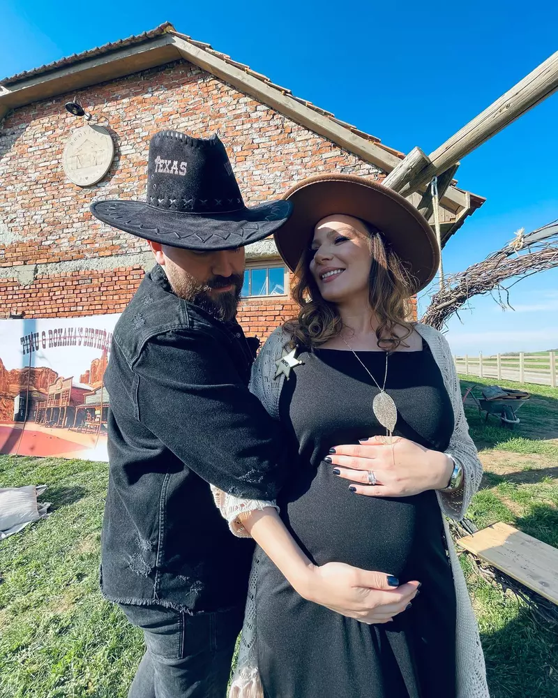 Soția George Hora însărcinată
