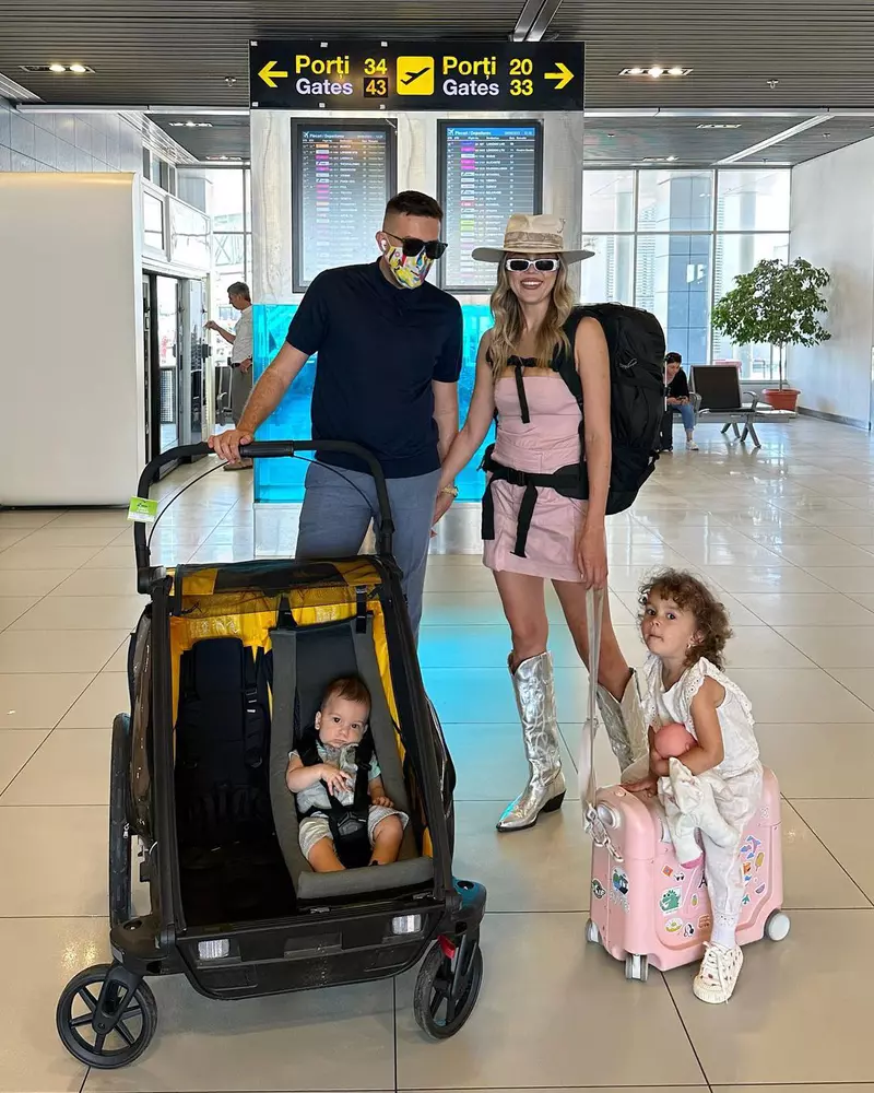 Emily Burghelea vacanță Maldive