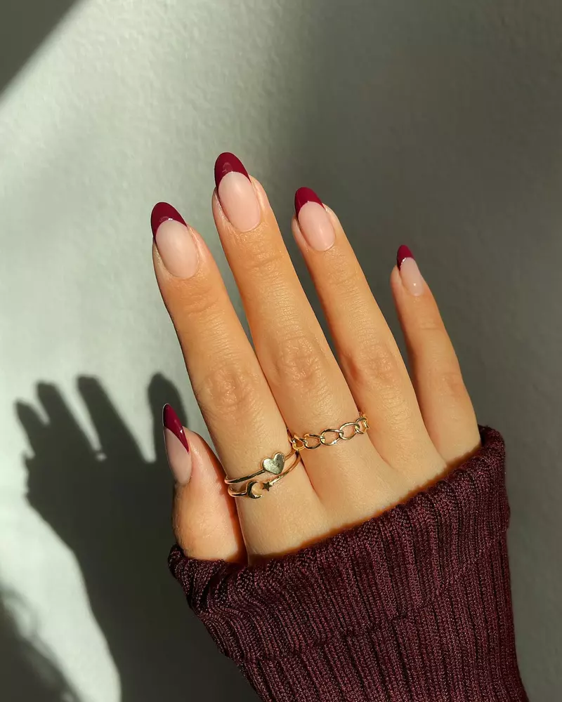 Modele de manichiură french (18)