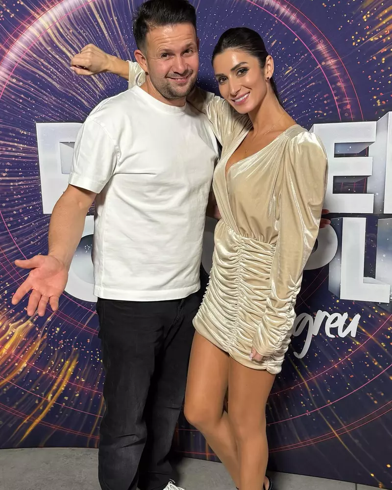 Magicianul Robert Tudor și soția lui, Elena (3)