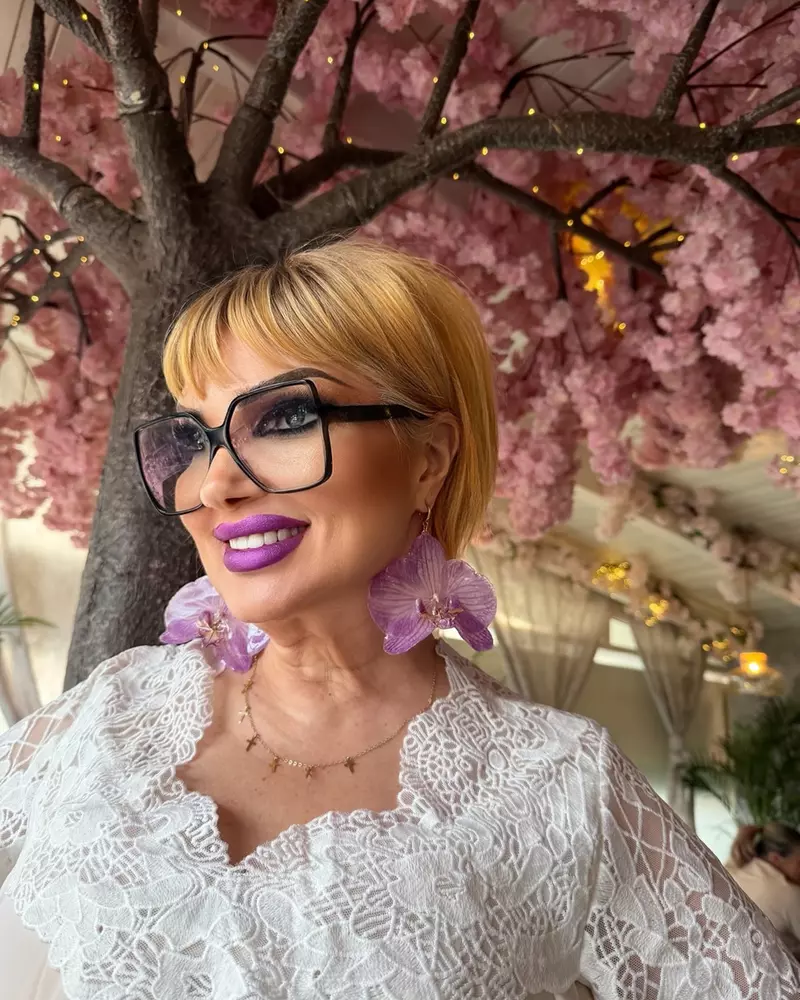 Ozana Barabancea (2)