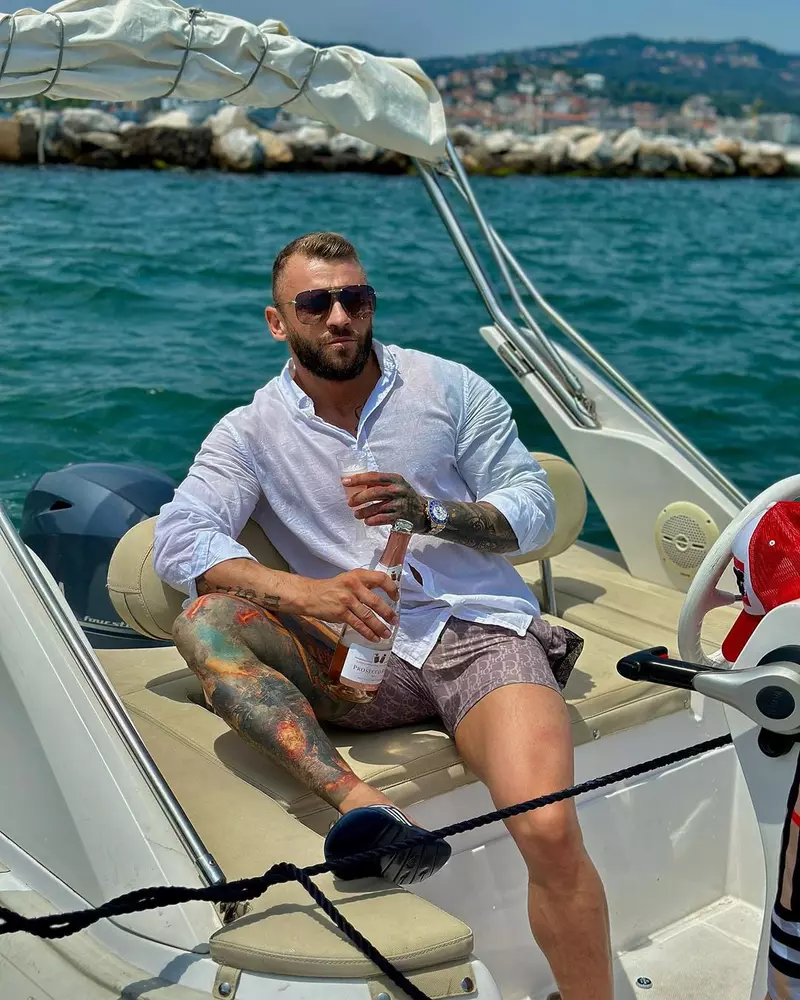 Ionut Sugacevschi, concurent la Insula de 1 milion (2)