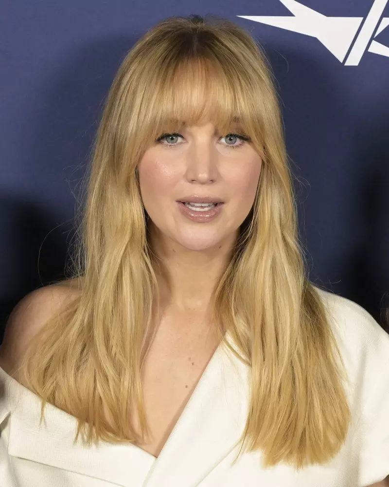 Jennifer Lawrence, prima apariție de când a anunțat că e însărcinată a doua oară. A strălucit pe covorul roșu
