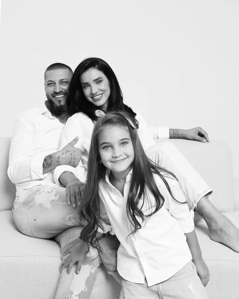 Adelina Pestrițu, impreuna cu sotul ei si fiica ei