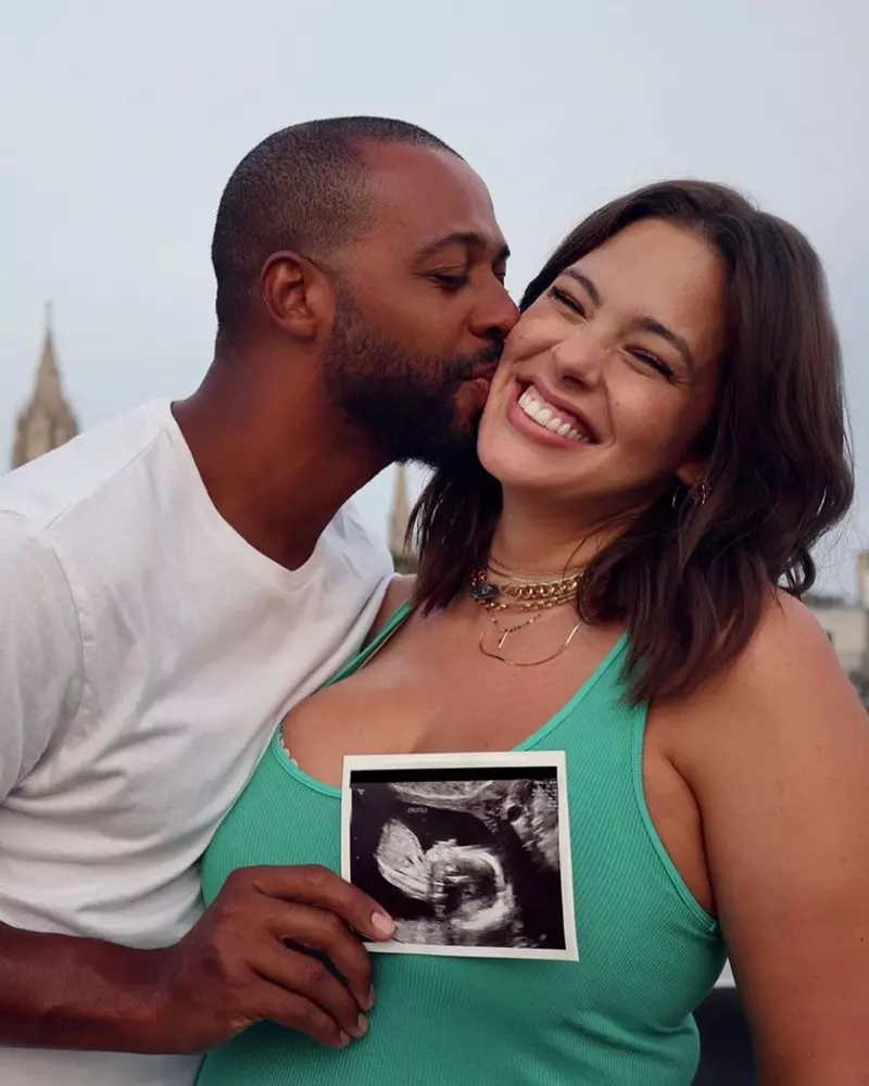 Ashley Graham și soțul ei Justin Ervin