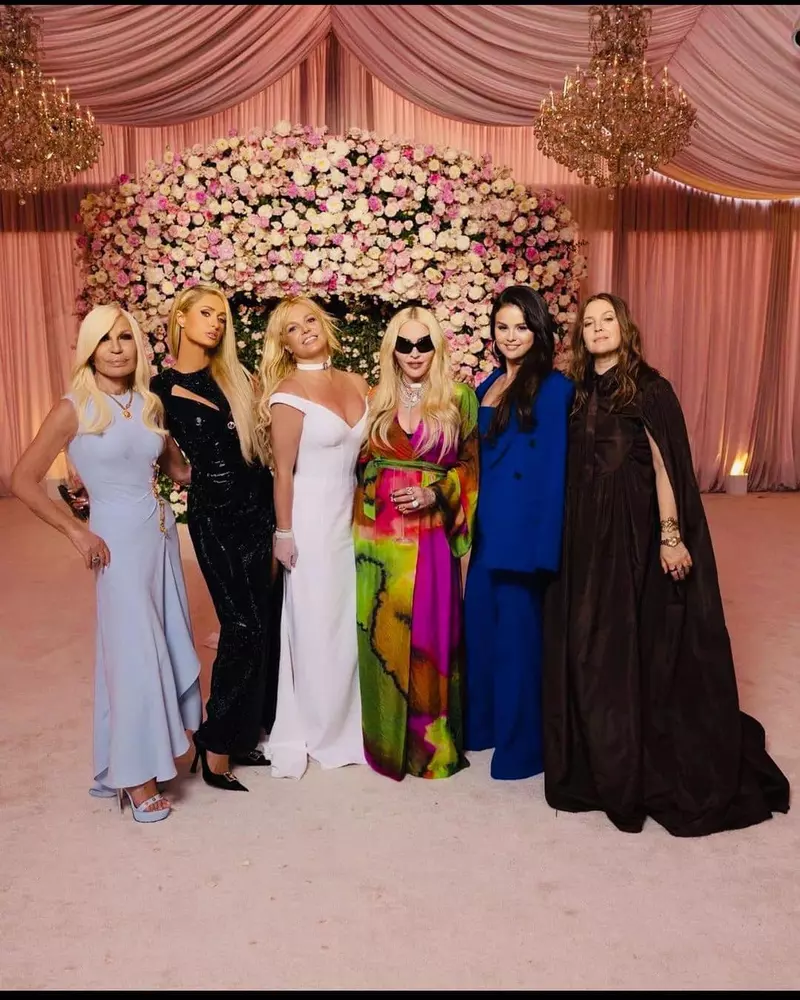 britney-spears-si-madonna-sarut-7