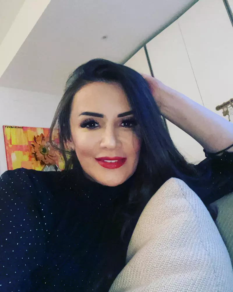 Mara Bănică s-a operat la sâni de patru ori