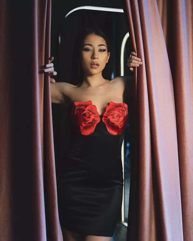 nicole-cherry-3