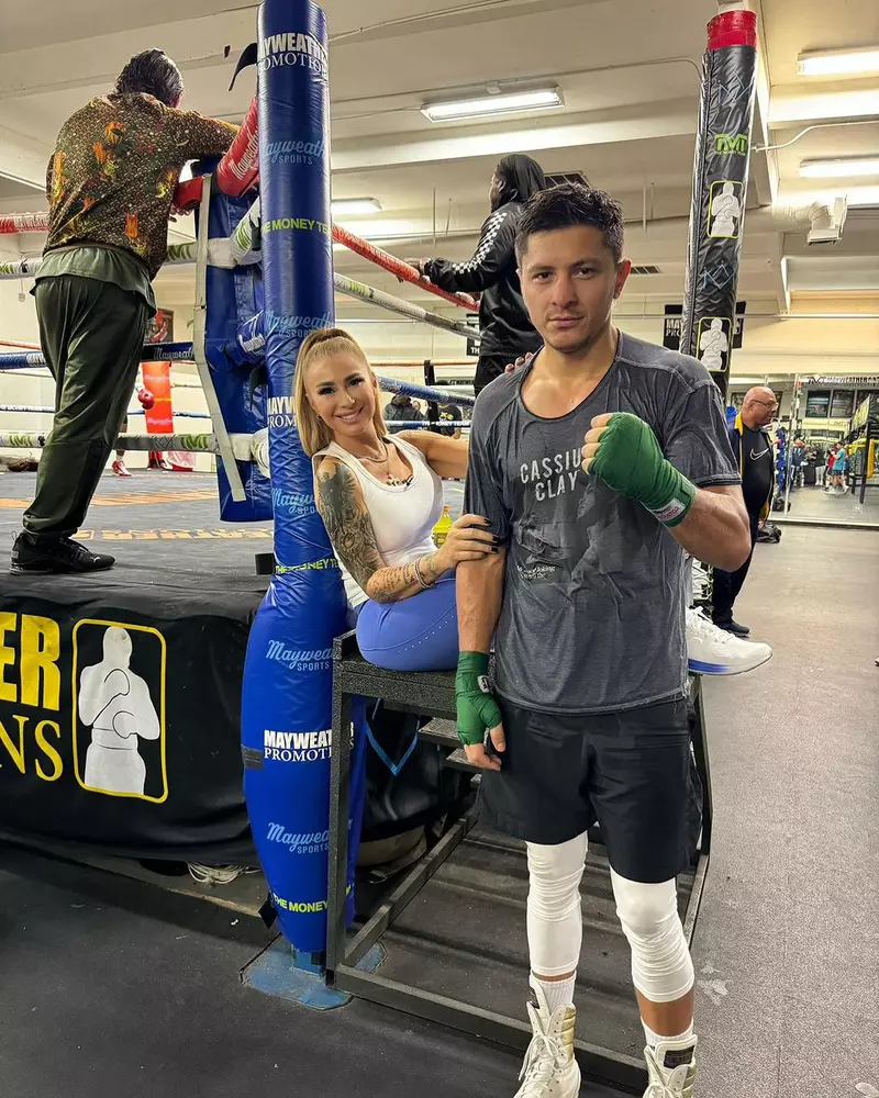 Ce diferență de vârstă există între Anamaria Prodan și iubitul ei, Ronald Gavril  (4)