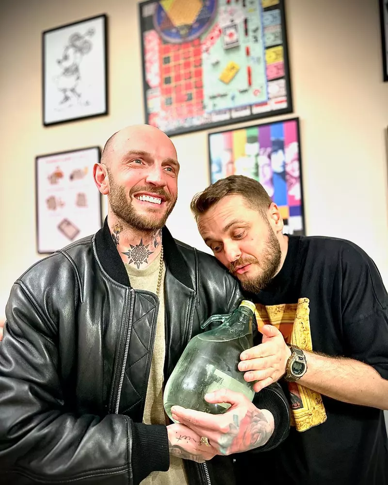 ne-a-venit-bebelusul.-are-60-de-grade-si-5-litri.-10-cu-felicitari@nelucortea