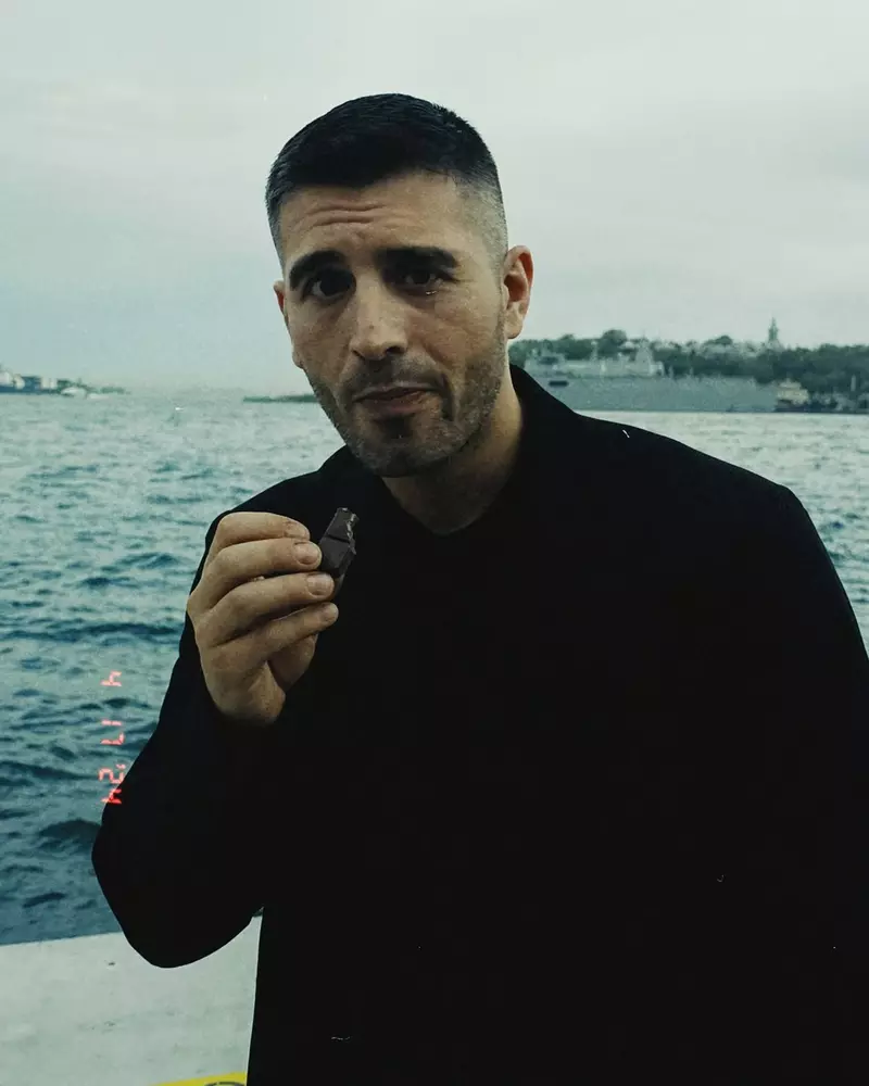 actor 2