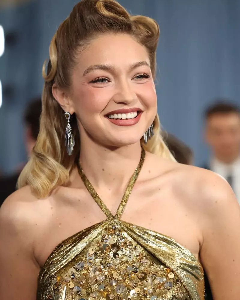 gigi-hadid-met-gala-2025 (1)