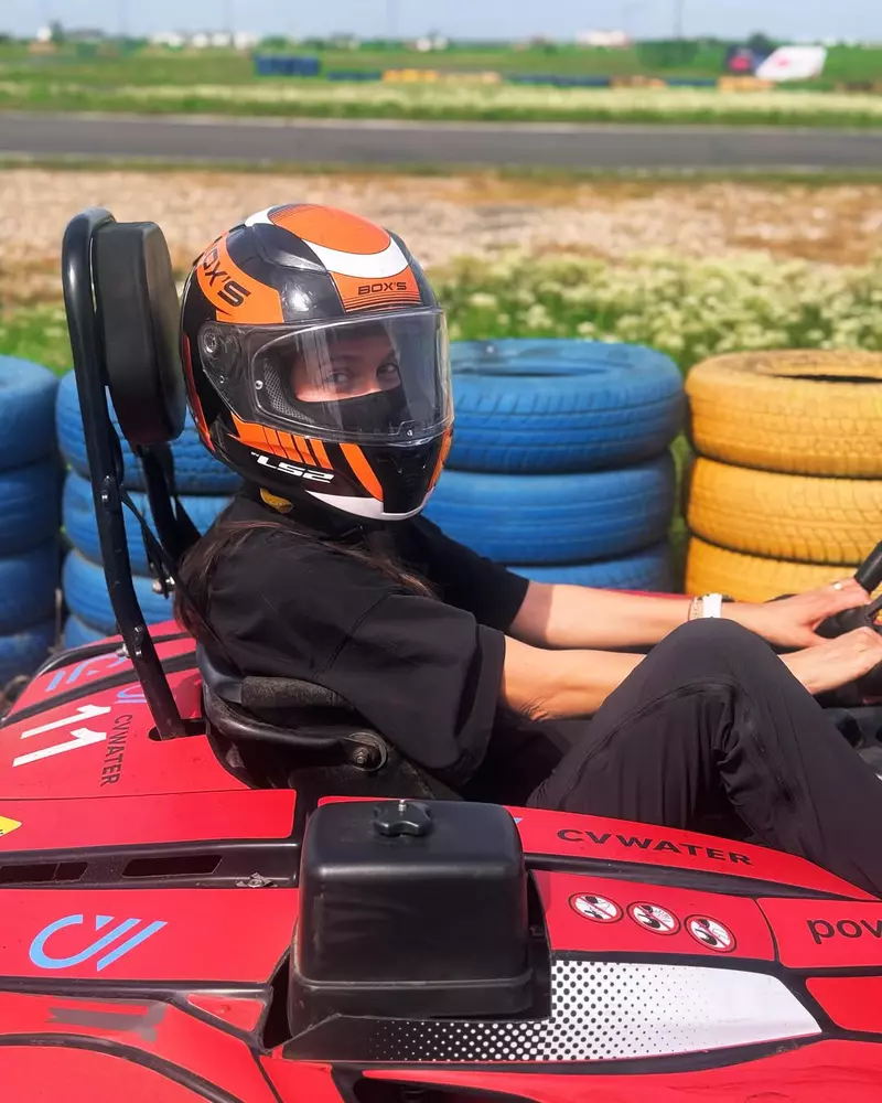 Irina-Fodor-karting-1