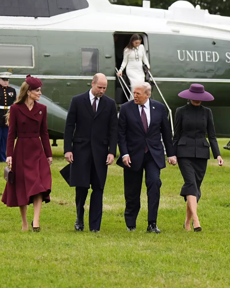 Kate-Middleton-și-Prințul-William-l-au-întâmpinat-oficial-pe-Donald-și-Melania-Trump-la-Windsor-Castle (1)