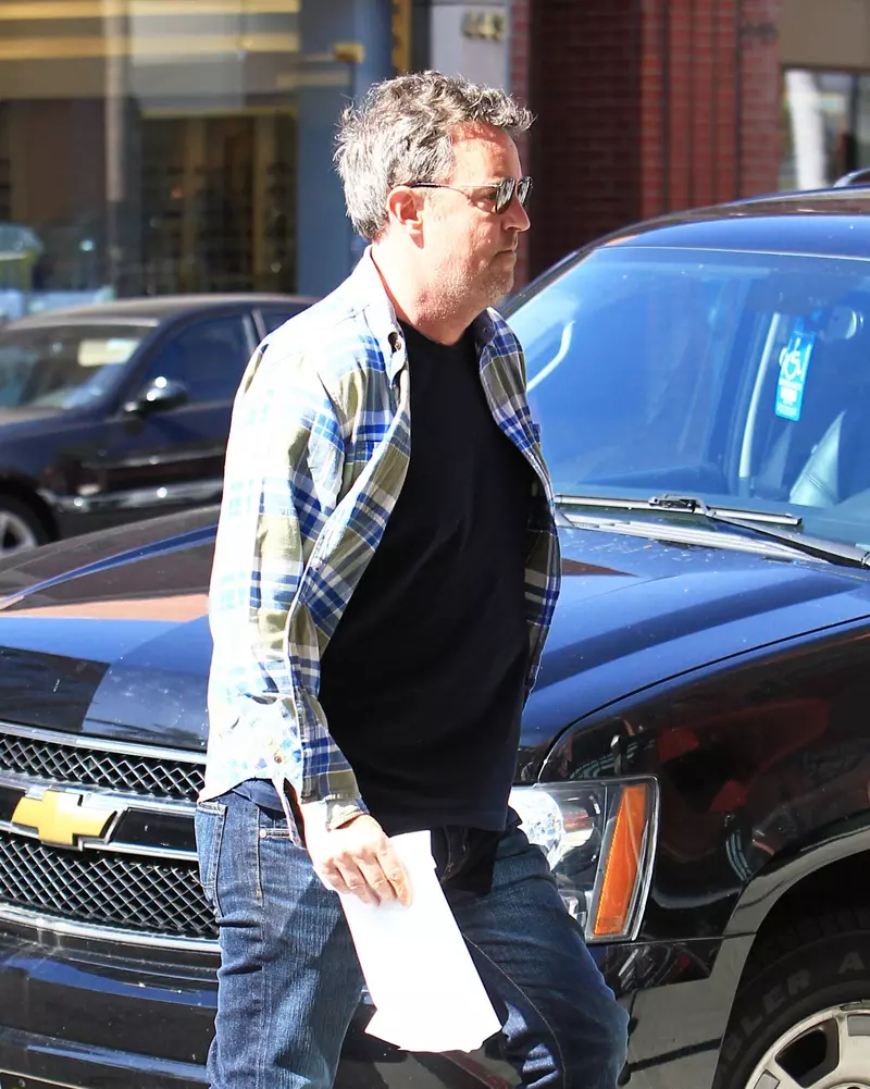 De ce vrea Matthew Perry să-și reediteze cartea de memorii. Ce regretă acum starul din „Prietenii tăi”