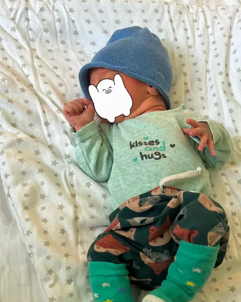 O saptamana cu minunea mica ! Va multumesc si va iubesc! Ma simt privilegiata cu asa prieteni si sunt onorata de fiecare gand!