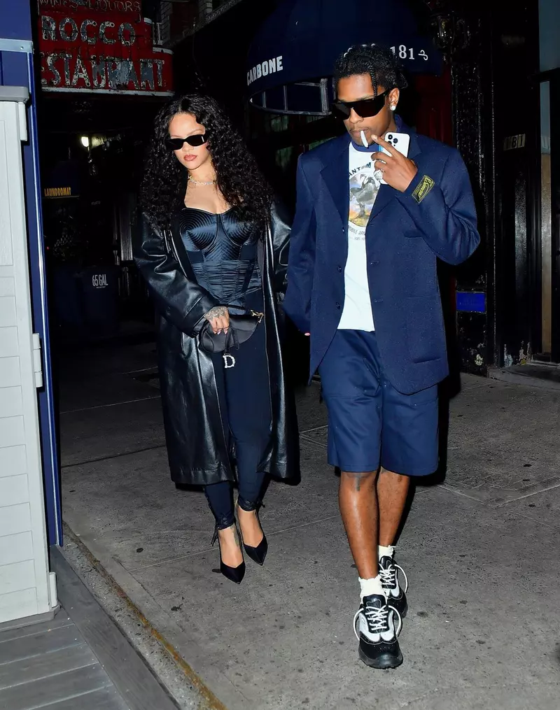 *PREMIUM-EXCLUSIVE* Rihanna and ASAP Rocky go for a late-night dinner date in NYC