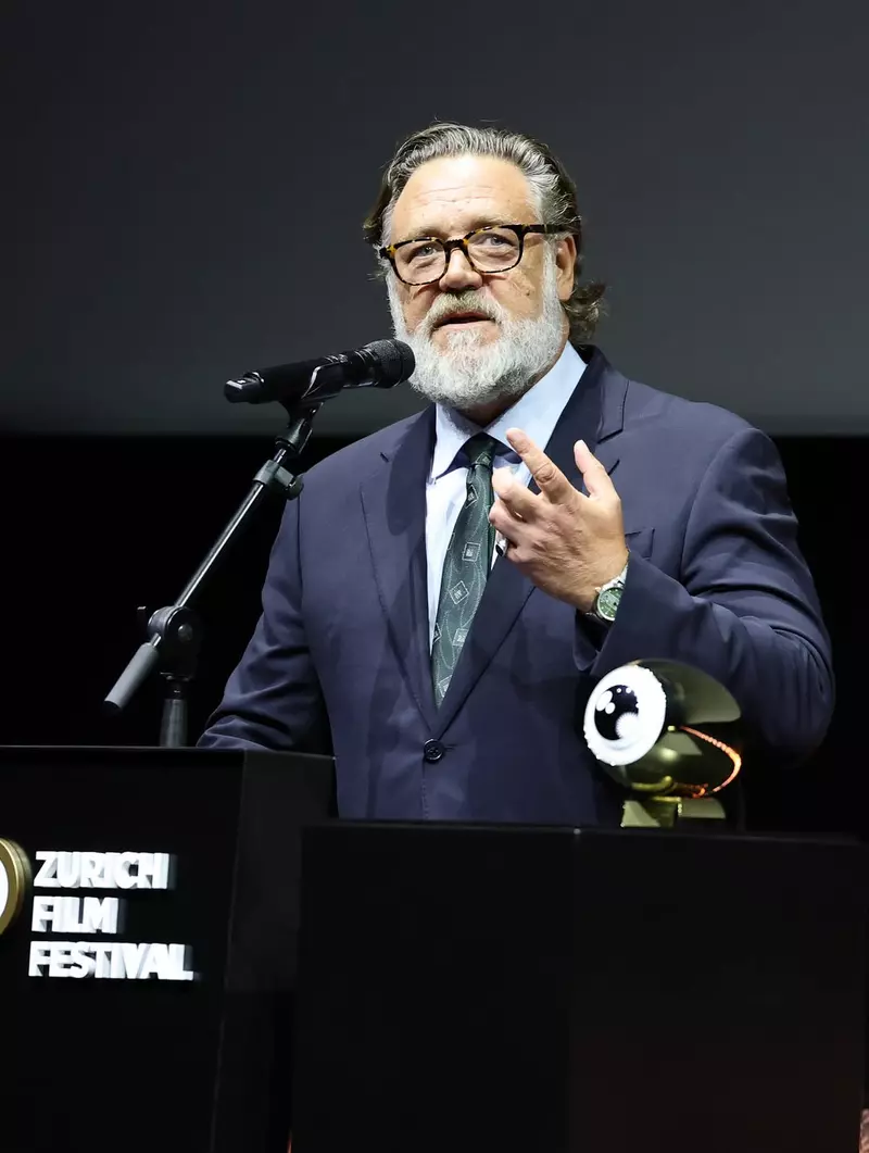 Russell-Crowe (8)