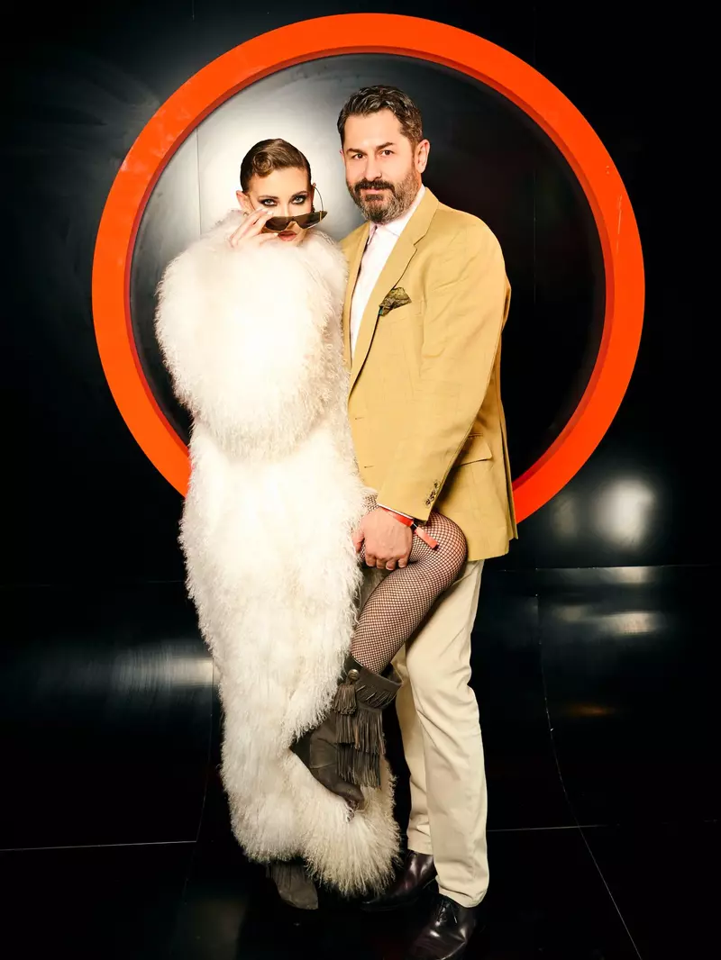 iulia albu si mike la un eveniment monden