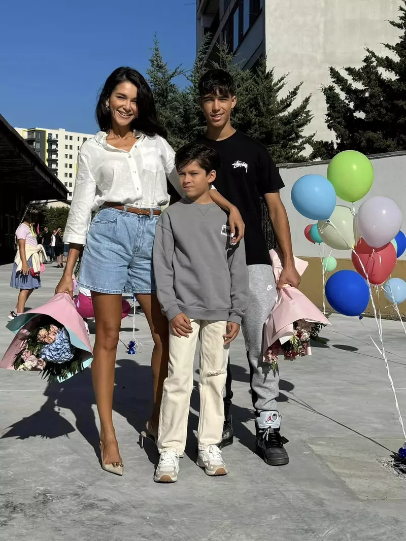 Ruxandra Luca s-a despărțit de tatăl copiilor ei  (2)