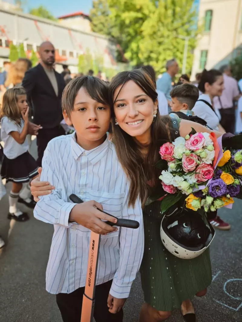 dana-rogoz-prima-zi-de-scoala-vlad (1)