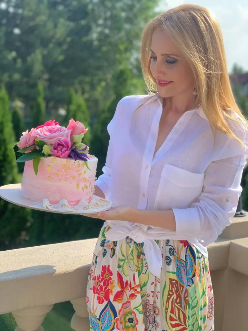 alina sorescu a implinit 35 de ani (2)