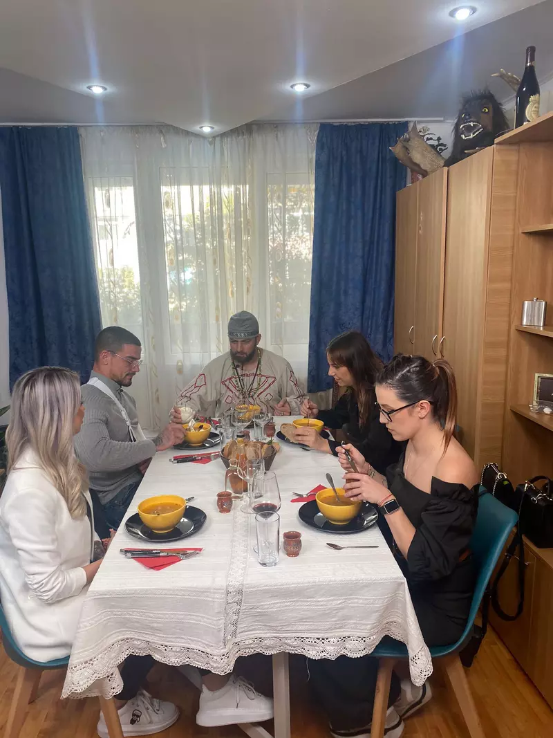 concurenti-mancare-pe-care