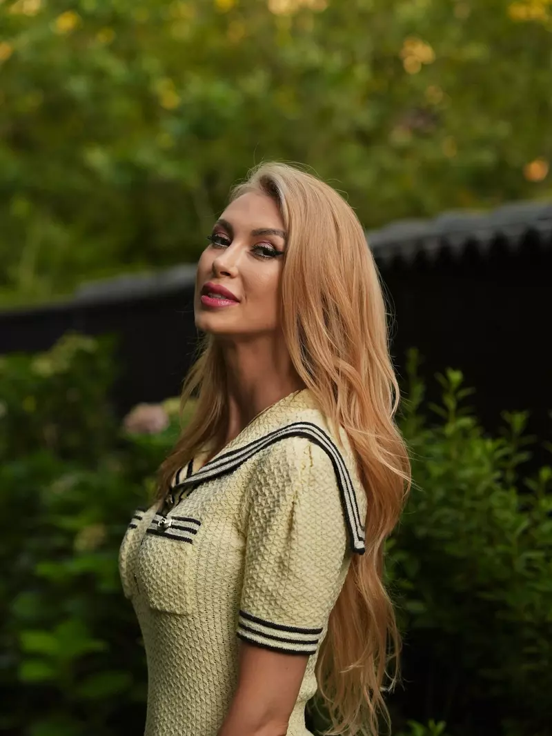 andreea balan profil