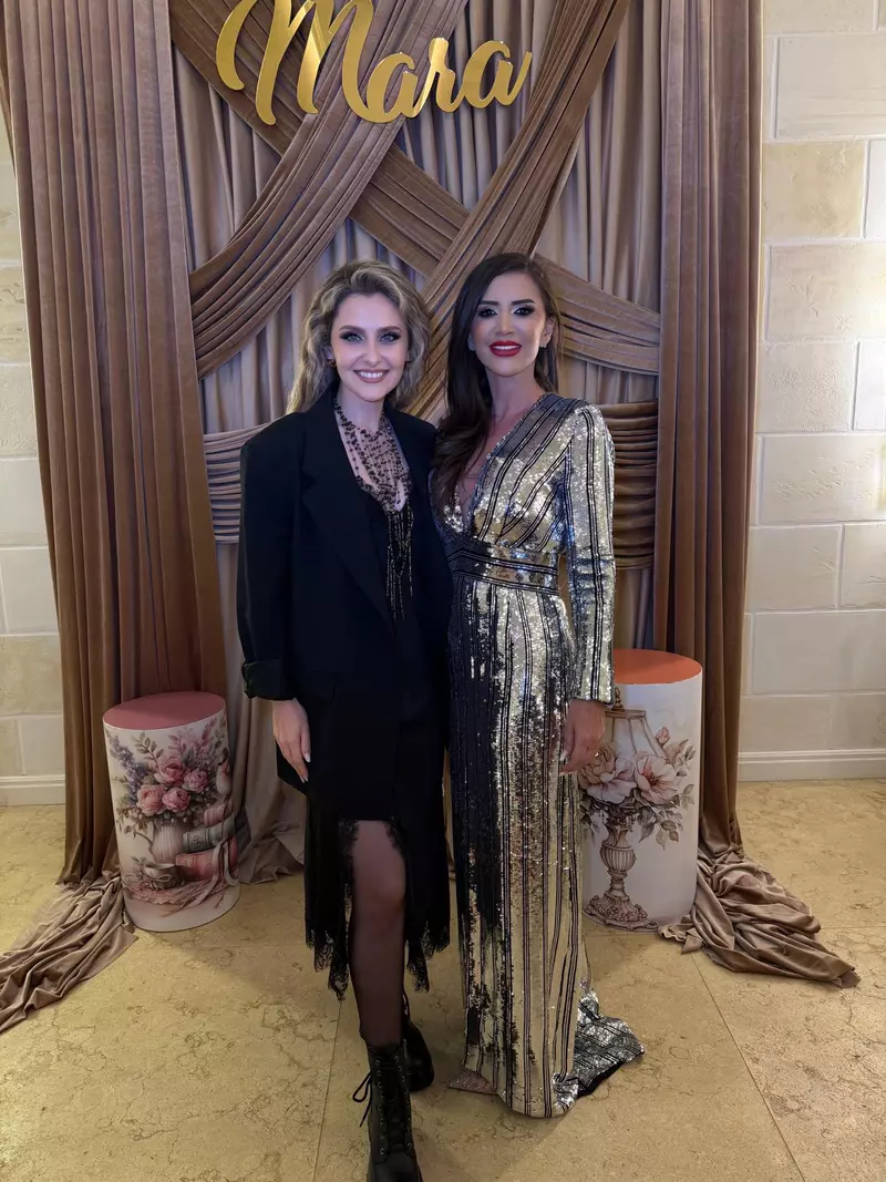 Alina Sorescu si Mara Banica