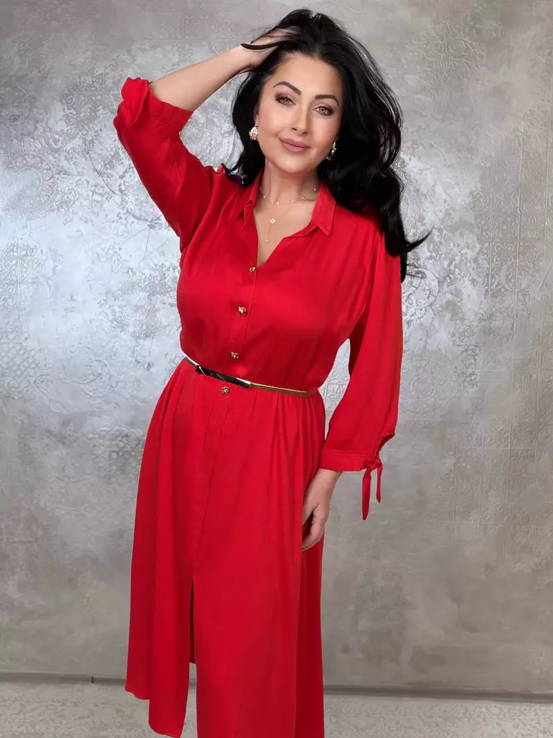gabriela cristea in rochie