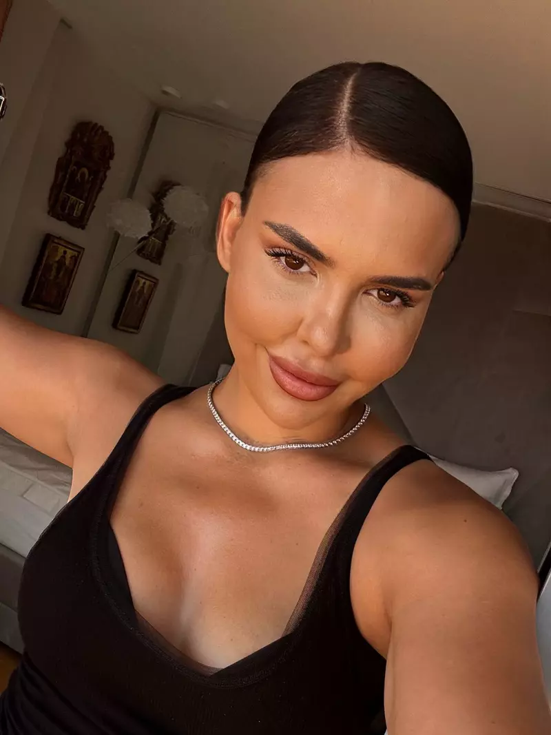 andreea popescu 1